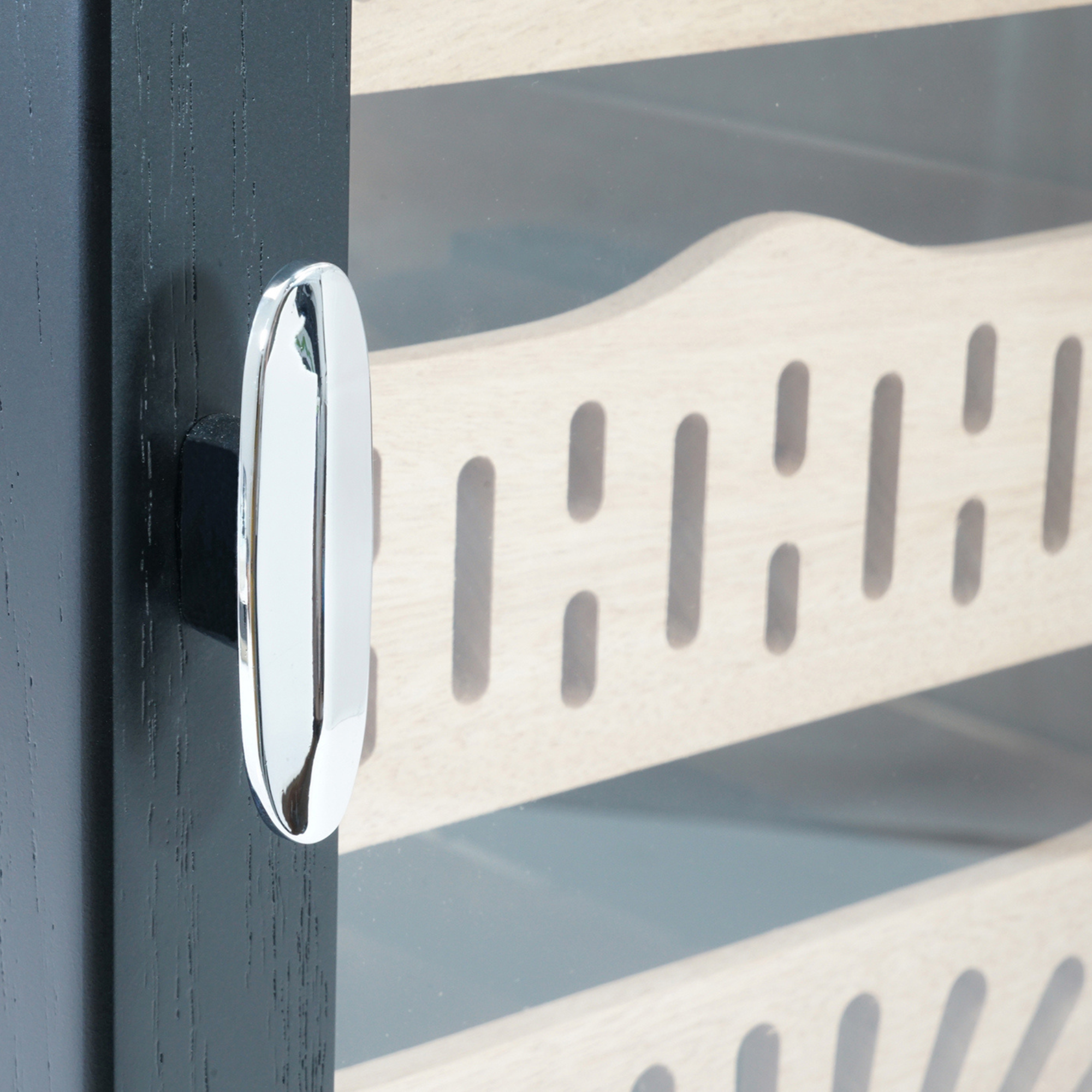 200 CT Black Wooden with Glass Top Cabinet for Cigars